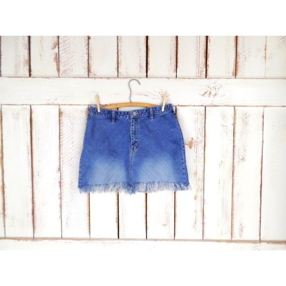 90s Gap light blue frayed and distressed denim high waisted jean mini skirt - Picture 1 of 5
